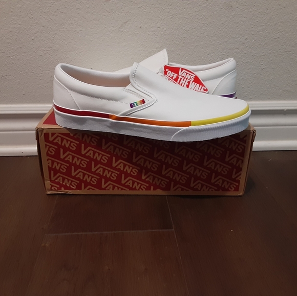 Vans - Picture 4 of 4